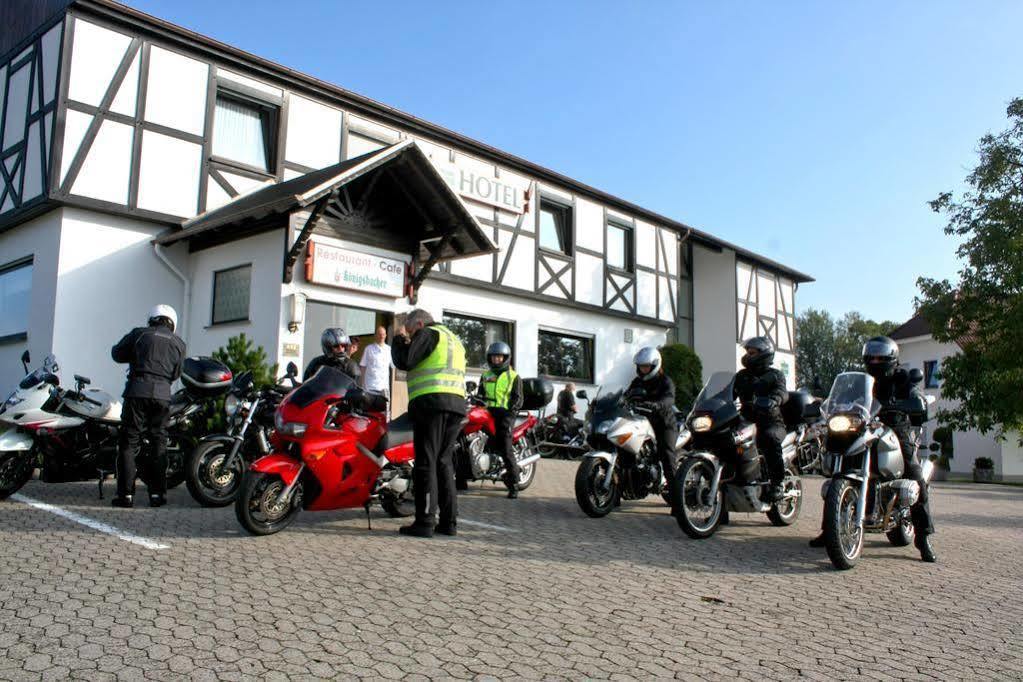 Hotel Taunusblick Hömberg Buitenkant foto